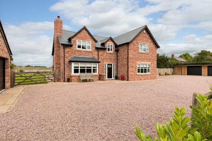 5 Bedroom Detached House For Sale In Hollow Lane, Newton, Frodsham, WA6
