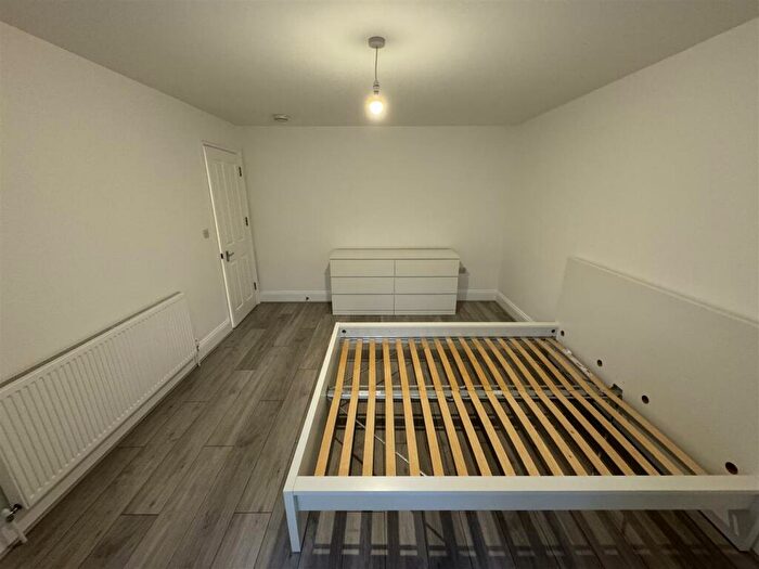 1 Bedroom Flat To Rent In Stroud Green Road, Finsbury Park, N4