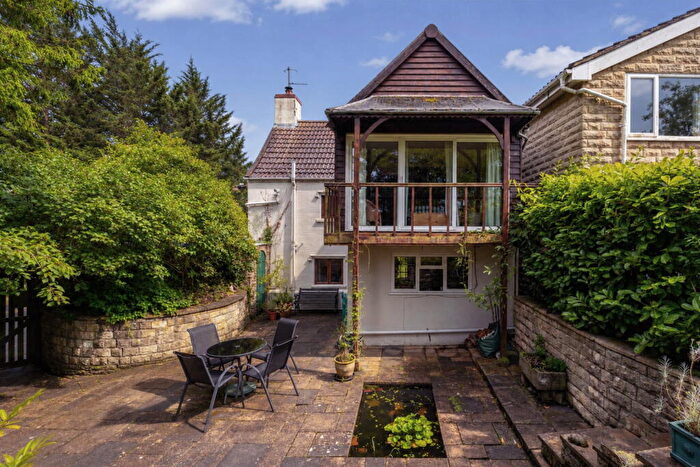 3 Bedroom End Of Terrace House For Sale In Grove Lane, Frome, BA11