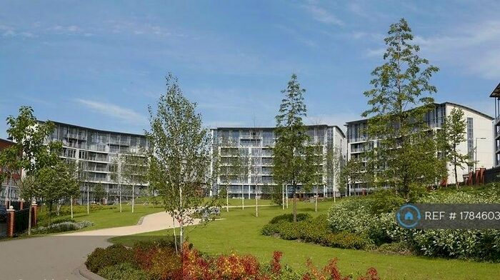 2 Bedroom Flat To Rent In Mason Way, Birmingham, B15