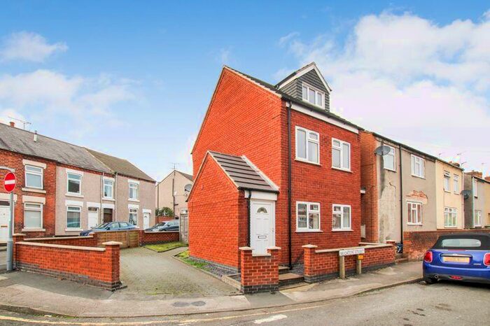 2 Bedroom Town House To Rent In Beighton Street, Ripley, DE5