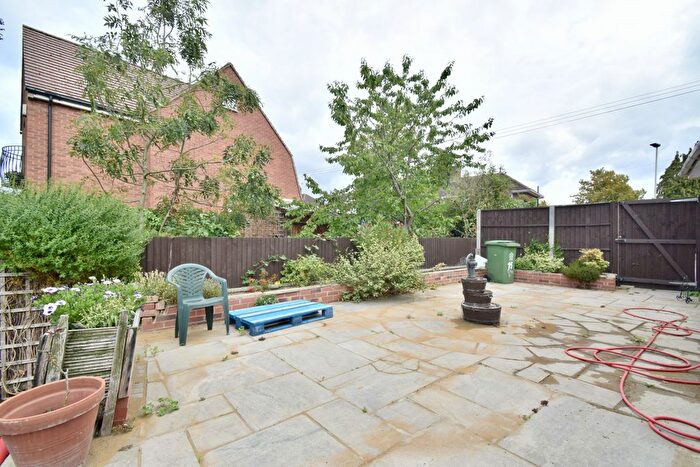 1 Bedroom Flat To Rent In Peters Drive, Off Scraptoft Lane, Leicester, LE5