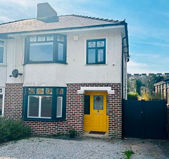 3 Bedroom Property To Rent In Quarella Road, Bridgend, CF31