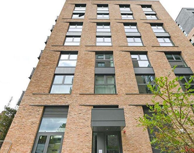 2 Bedroom Apartment To Rent In Anax Street, London, N4