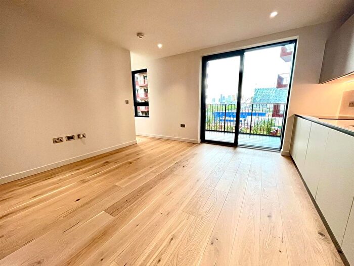 1 Bedroom Property To Rent In Pilot Walk, London, SE10