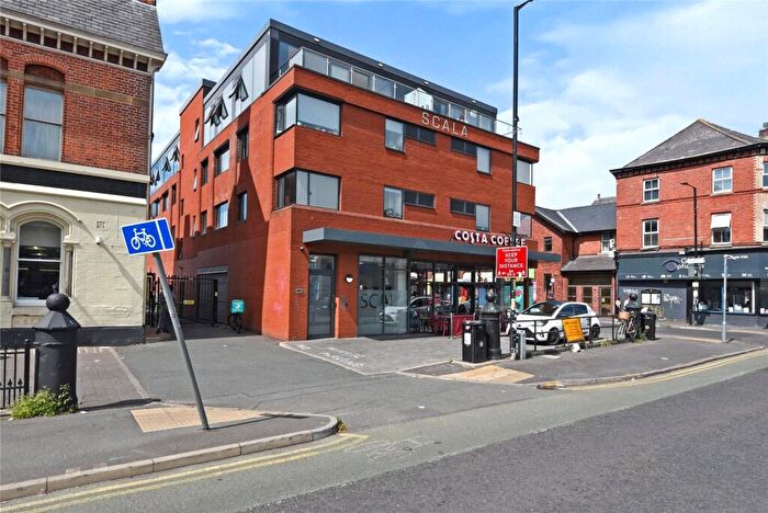 1 Bedroom Flat For Sale In Wilmslow Road, Manchester, Greater Manchester, M20