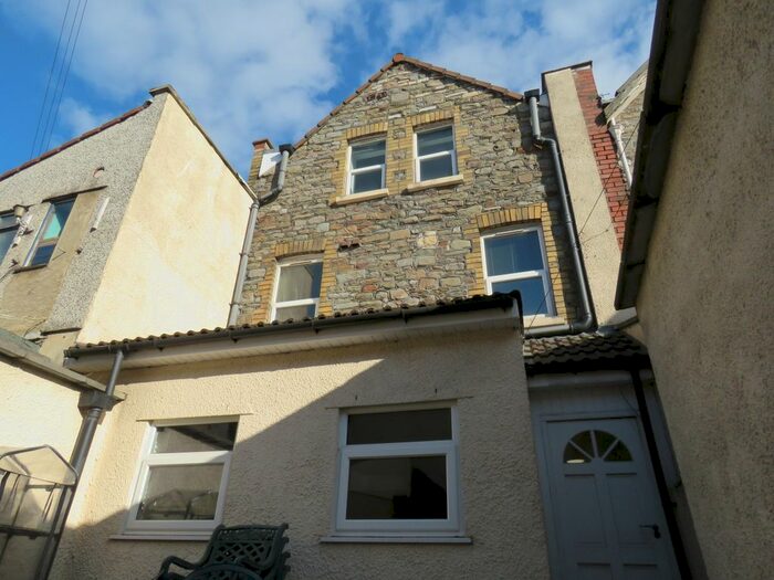 1 Bedroom Flat To Rent In West Street, Bristol, BS3
