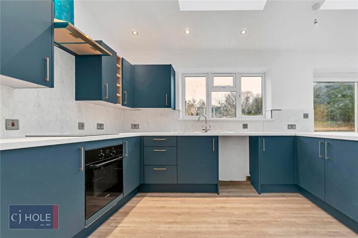 3 Bedroom Semi-Detached House To Rent In Sylvan Way, Shirehampton, Bristol, BS9