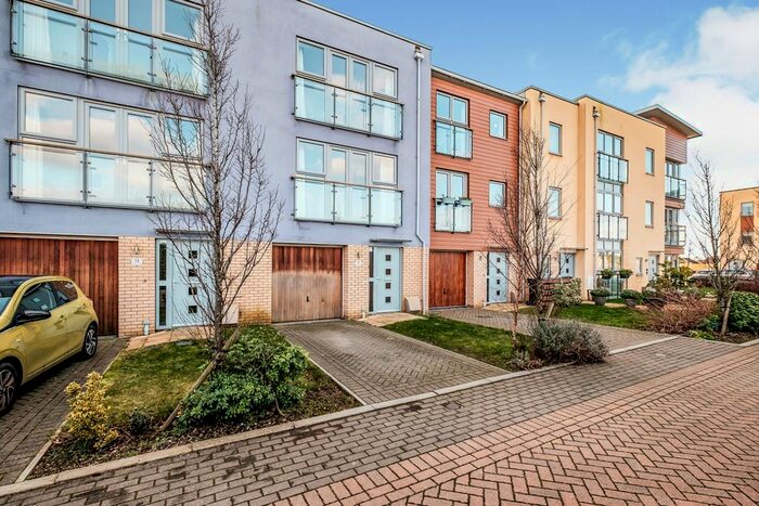 4 Bedroom Town House To Rent In Bluebell Way, Goring-By-Sea, Worthing, BN12