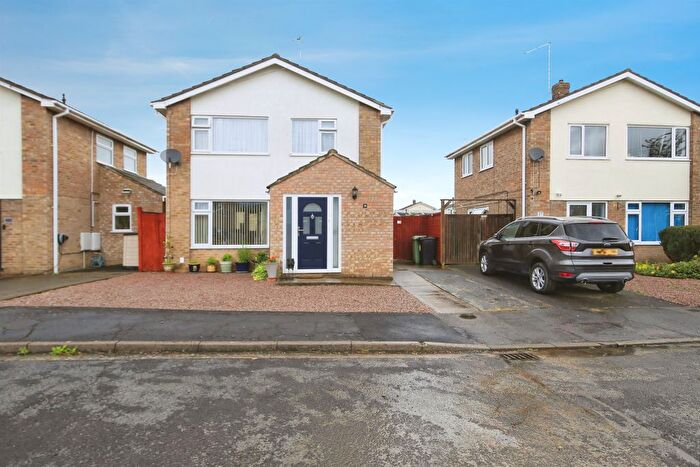3 Bedroom Detached House For Sale In Waterton Close, Deeping St. James, Peterborough, PE6