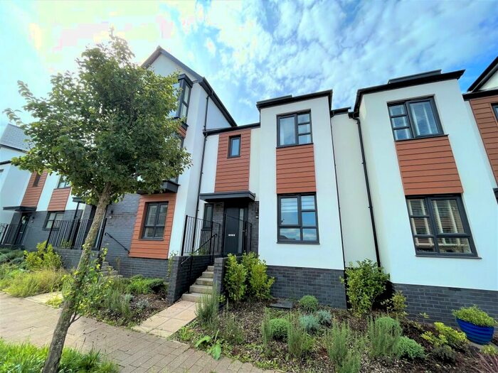 3 Bedroom House To Rent In Tithebarn Way, Tithebarn, Exeter, EX1