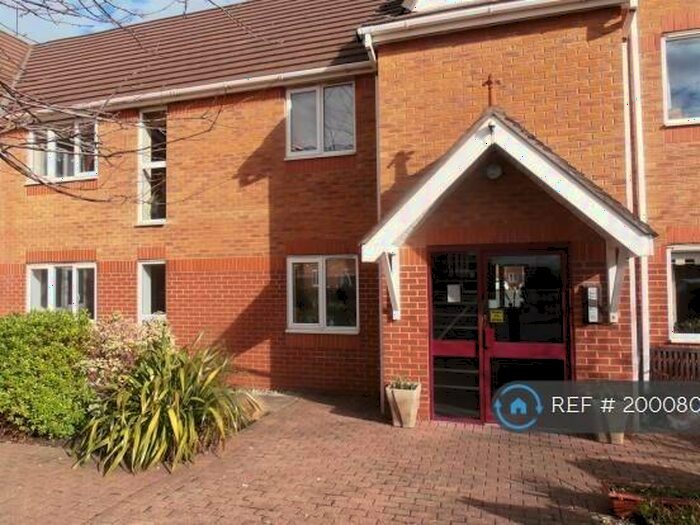 2 Bedroom Flat To Rent In Cormorant Court, Wallasey, CH45