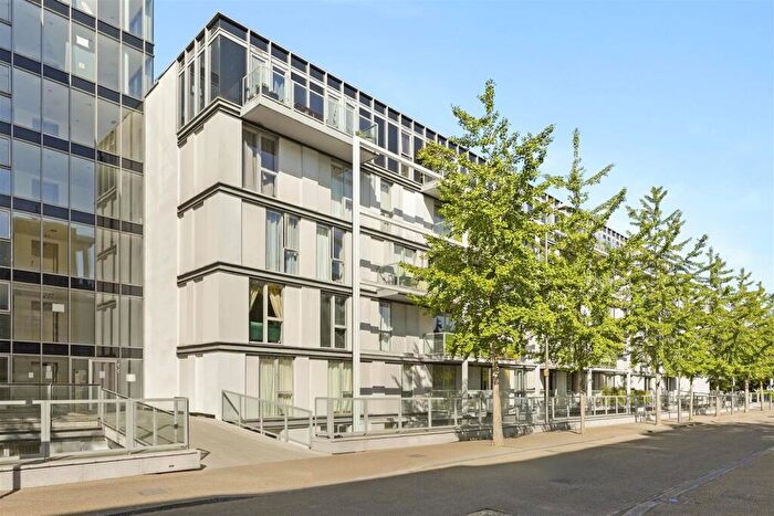 1 Bedroom Apartment To Rent In Hudson Apartments, New River Village, Hornsey, N8