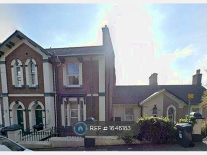 1 Bedroom Flat To Rent In St. Marychurch Road, Torquay, TQ1