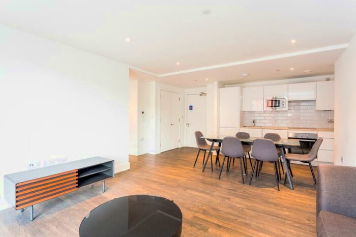 2 Bedroom Apartment To Rent In Finzels Reach Bristol, BS1