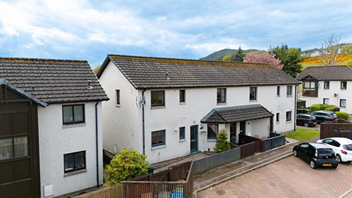 2 Bedroom Flat For Sale In Kinmylies Way, Inverness, IV3