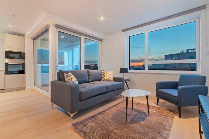 2 Bedroom Apartment To Rent In Walton Heights, Elephant Park, London, SE17