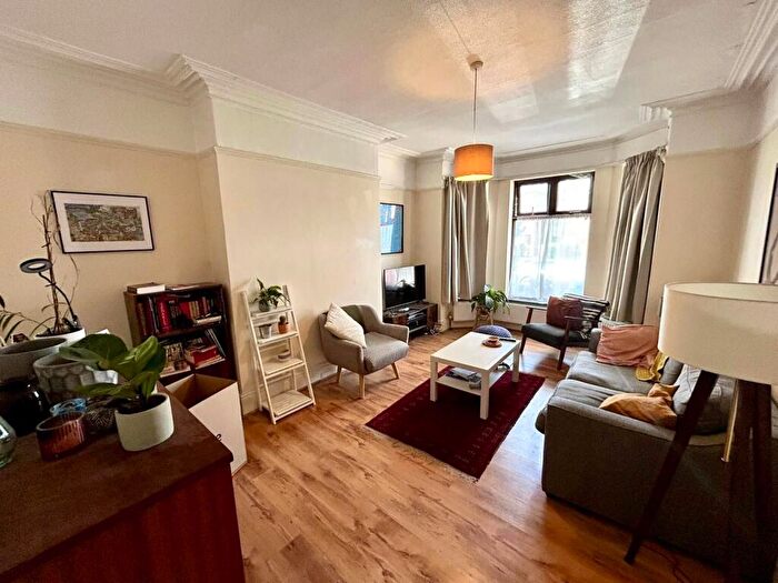 1 Bedroom Apartment To Rent In Brantingham Road, Chorlton, M21