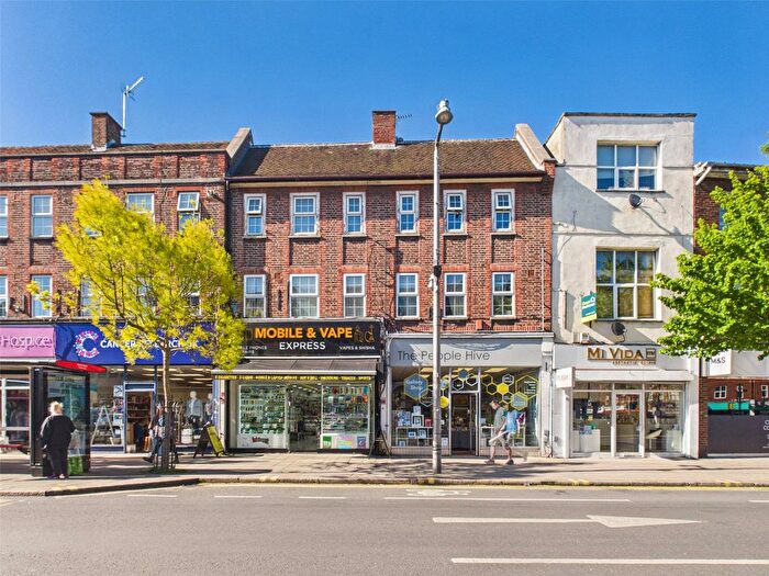 2 Bedroom Flat To Rent In Heath Road, Twickenham, TW1