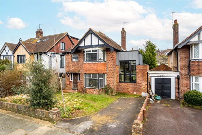3 Bedroom Detached House For Sale In Goldstone Crescent, Hove, East Sussex, BN3
