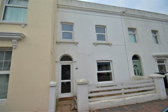 3 Bedroom Terraced House To Rent In Latimer Road, Eastbourne, BN22