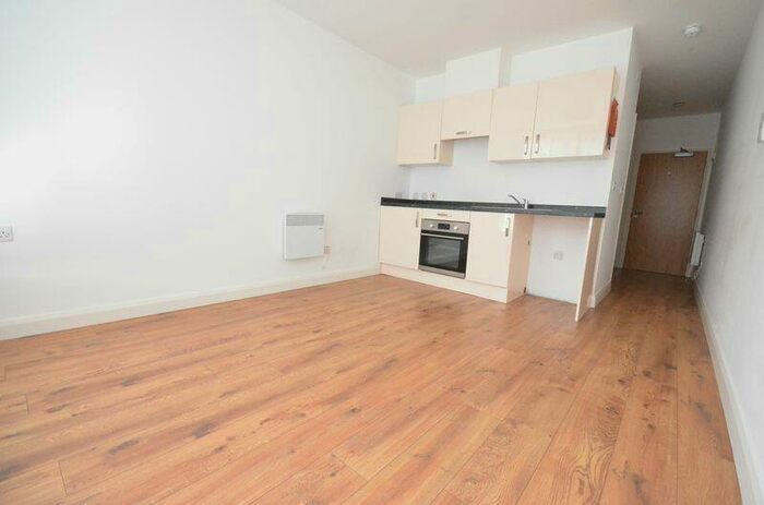 1 Bedroom Flat To Rent In Bank Parade, Burnley, BB11