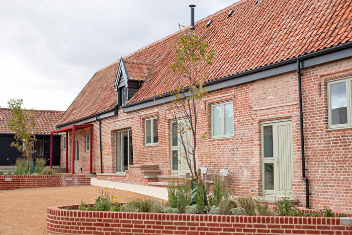 5 Bedroom Barn Conversion For Sale In Abbey Bakehouse, Woodbridge, IP13