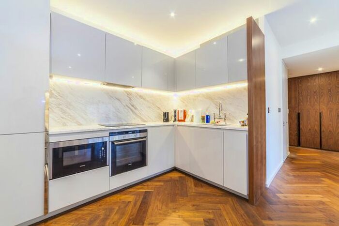 1 Bedroom Flat To Rent In Embassy Gardens, London, SW11