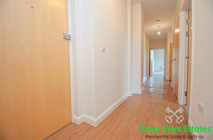 2 Bedroom Apartment To Rent In Berkeley Square, City Centre, PL1