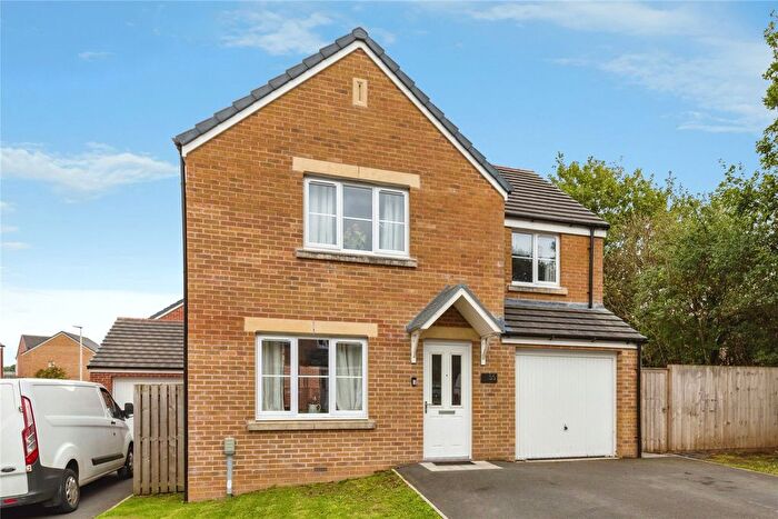 4 Bedroom Detached House For Sale In Maes Elen, Carmarthen, Carmarthenshire, SA31