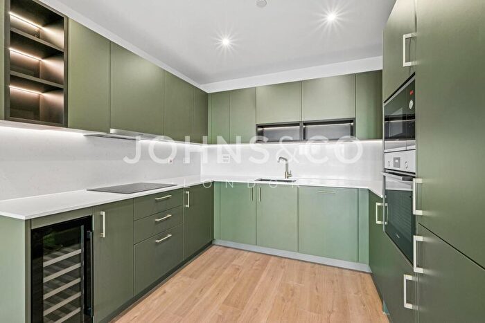 2 Bedroom Apartment To Rent In Redwood Tower, Twelve Trees Park, London, E16
