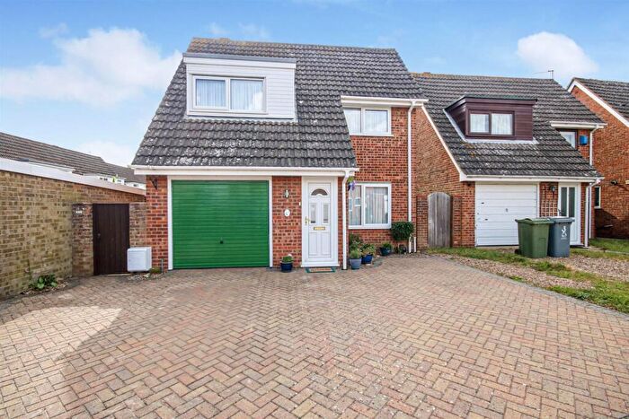 3 Bedroom Detached House For Sale In Brayfield Way, Old Catton, NR6