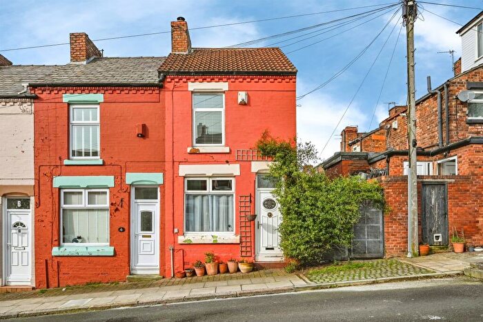 2 Bedroom End Of Terrace House For Sale In Sandbeck Street, Liverpool, L8
