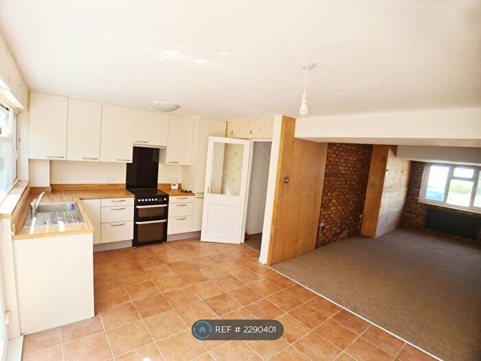 4 Bedroom Terraced House To Rent In West Road, Sawbridgeworth, CM21