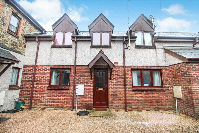 1 Bedroom Flat To Rent In Victoria Street, Holsworthy, EX22