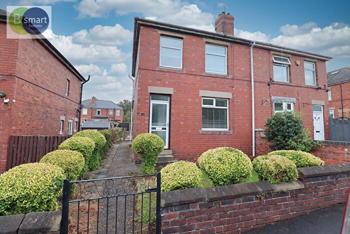 3 Bedroom Semi-Detached House To Rent In Wheatley Road, Kilnhurst, Mexborough, S64