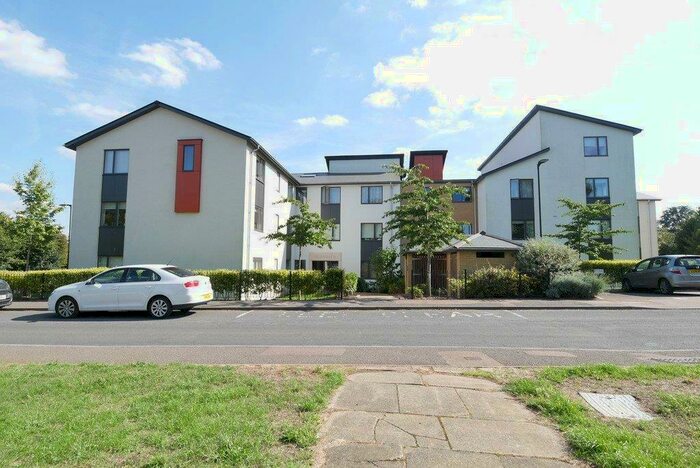 2 Bedroom Flat To Rent In Newhaven, Drakes Drive, Stevenage, SG2