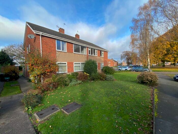 2 Bedroom Maisonette To Rent In St. Johns Close, Knowle, Solihull B93