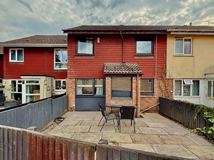3 Bedroom Semi-Detached House For Sale In Broad Mead Park, Newport, NP19