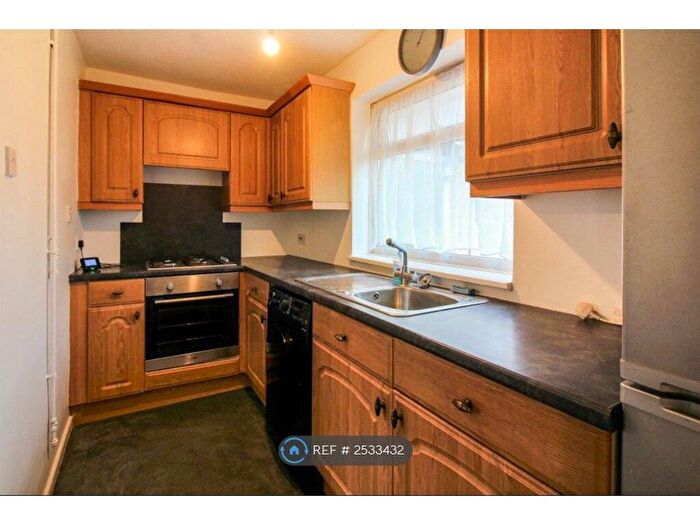 1 Bedroom Flat To Rent In Wigmore Road, Aylesbury, HP19
