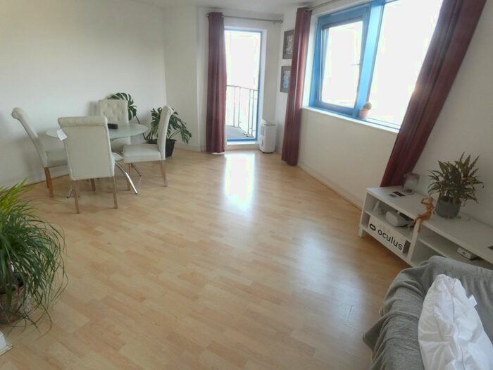 2 Bedroom Flat To Rent In Westgate Apartments, Western Gateway, London, E16