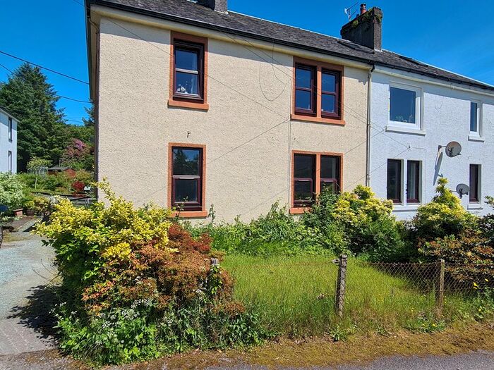 2 Bedroom Flat For Sale In Garval Terrace, Argyll, Scotland, Tarbert, PA29
