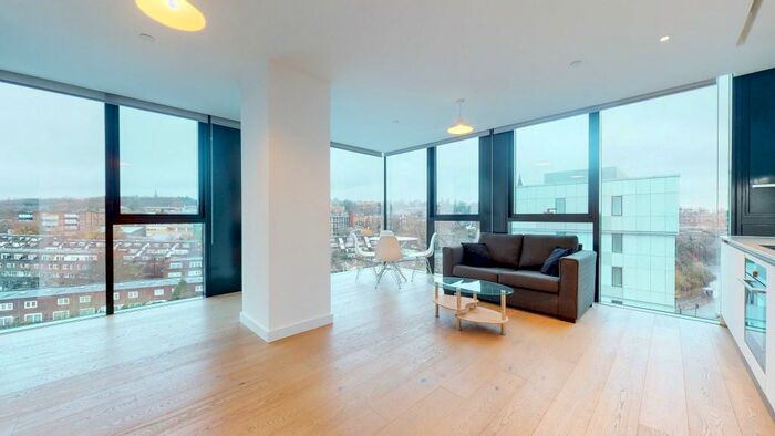 Studio To Rent In Highgate Hill, London, N19