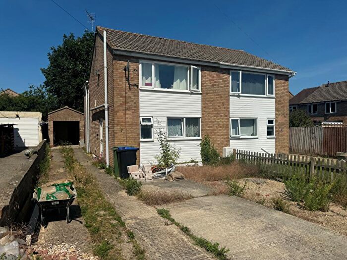 3 Bedroom Semi-Detached House For Sale In Swinburne Place, Royal Wootton Bassett, SN4