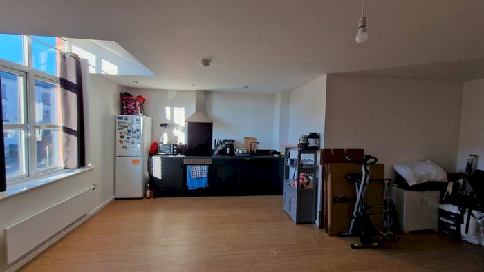 1 Bedroom Flat To Rent In Saville Street, Bolton, BL2
