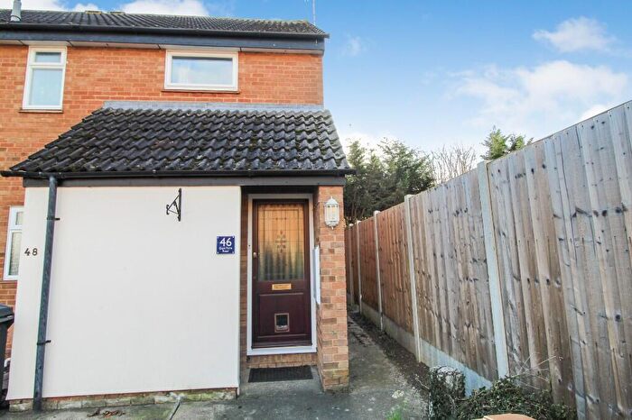 2 Bedroom Maisonette For Sale In Guys Farm Road, CM3