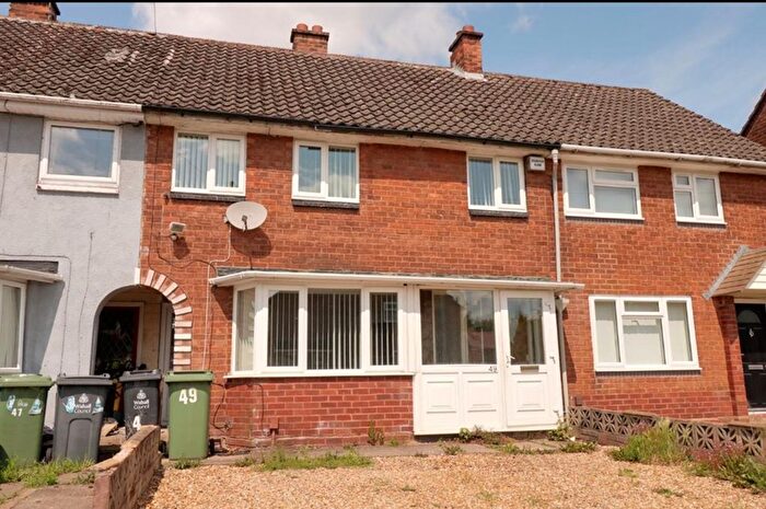 3 Bedroom Terraced House For Sale In Evesham Crescent, Walsall, WS3