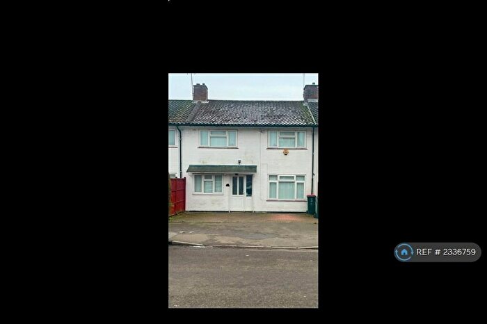 3 Bedroom Terraced House To Rent In Barnfield Road, Crawley, RH10