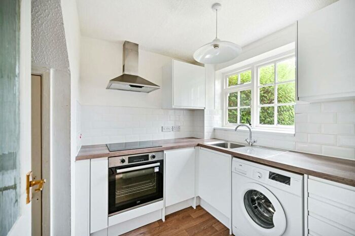1 Bedroom Semi-Detached House To Rent In Addison Gardens, Surbiton, KT5