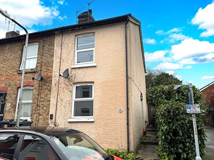 2 Bedroom End Terrace House For Sale In Woodside Road, Tonbridge, TN9